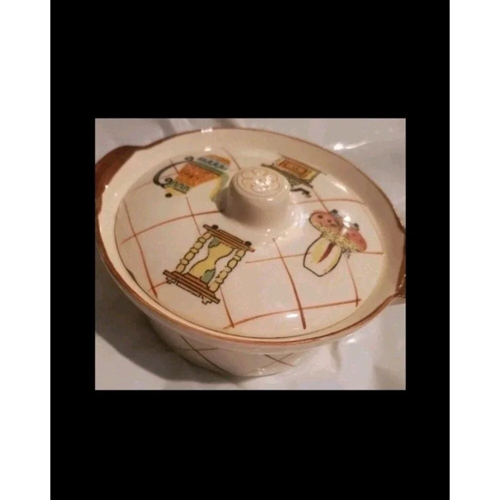 Fred Roberts Mini Casserole Ramekin W/ Lid Soup Retro Ovensafe Round Ceramic Vtg